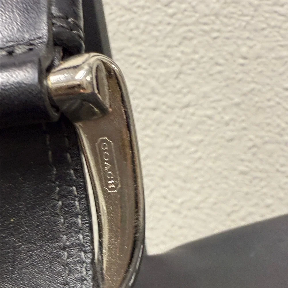 Y2K Coach Black Leather SoHo Buckle Shoulder/Hobo Bag